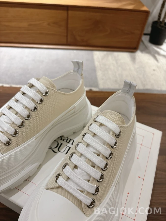 알렉산더 맥퀸 알렉산더 맥퀸 캔버스 청키 스니커즈 상세 이미지