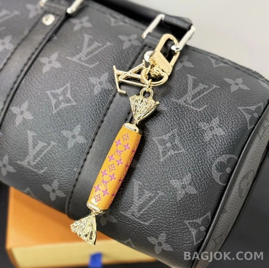 루이비통 루이비통 스위트 캔디 키링 상세 이미지