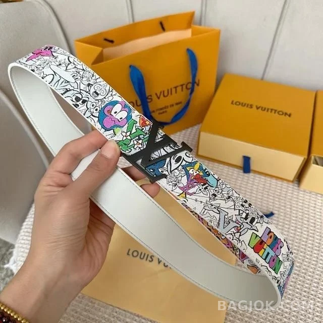 루이비통 루이비통 이니셜 리버서블 벨트 상세 이미지