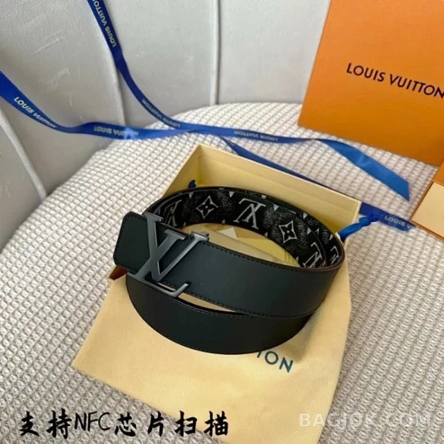 루이비통 루이비통 이니셜 리버서블 벨트 상세 이미지