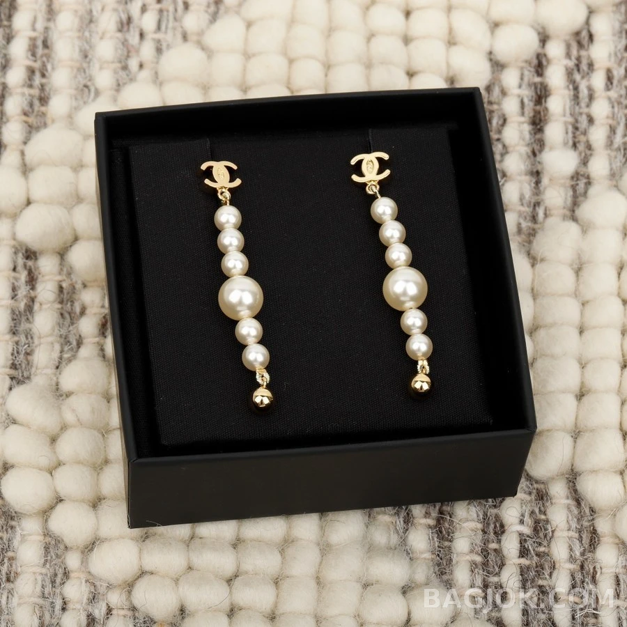 샤넬 샤넬 로고 진주 드롭 이어링 상세 이미지