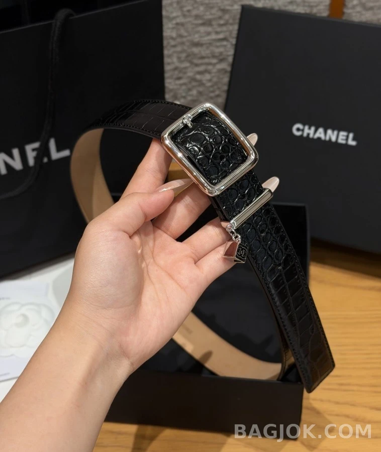 샤넬 샤넬 악어 엠보싱 참 벨트 상세 이미지