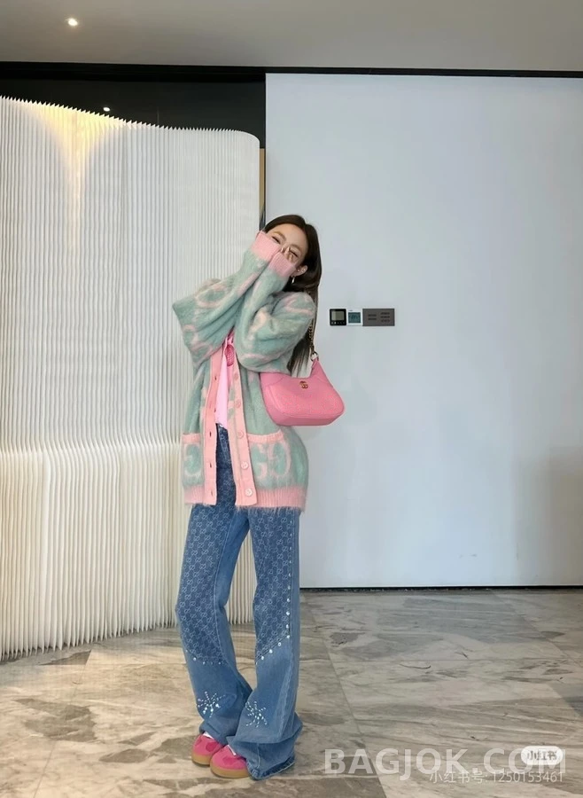 구찌 구찌 로고 자카드 가디건 상세 이미지