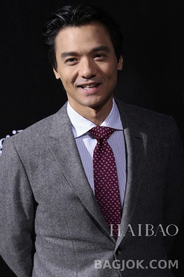 에르메스 에르메스 H 로고 실크 넥타이 상세 이미지