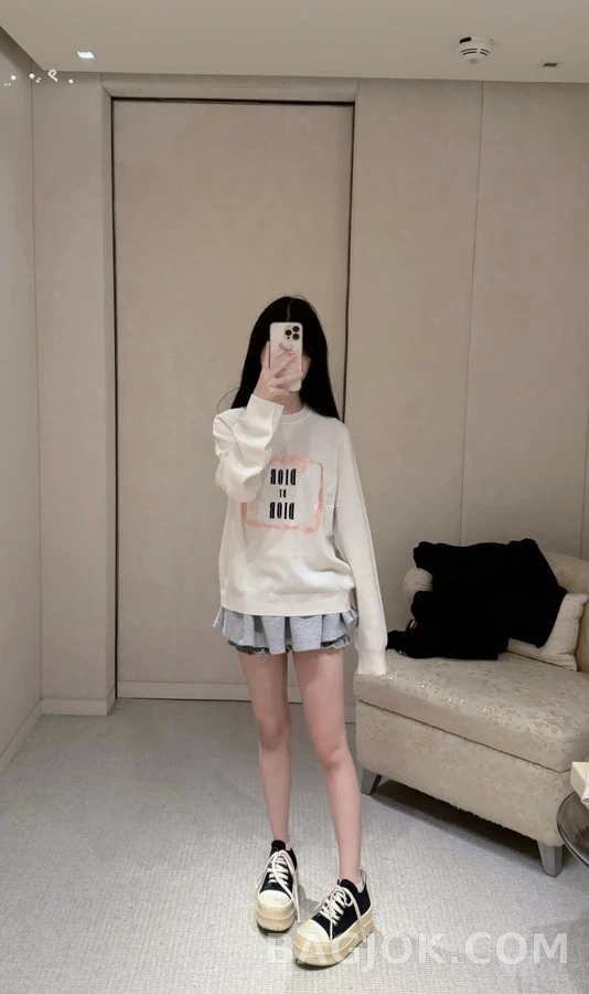 디올 디올 레터링 자수 라운드넥 니트 상세 이미지