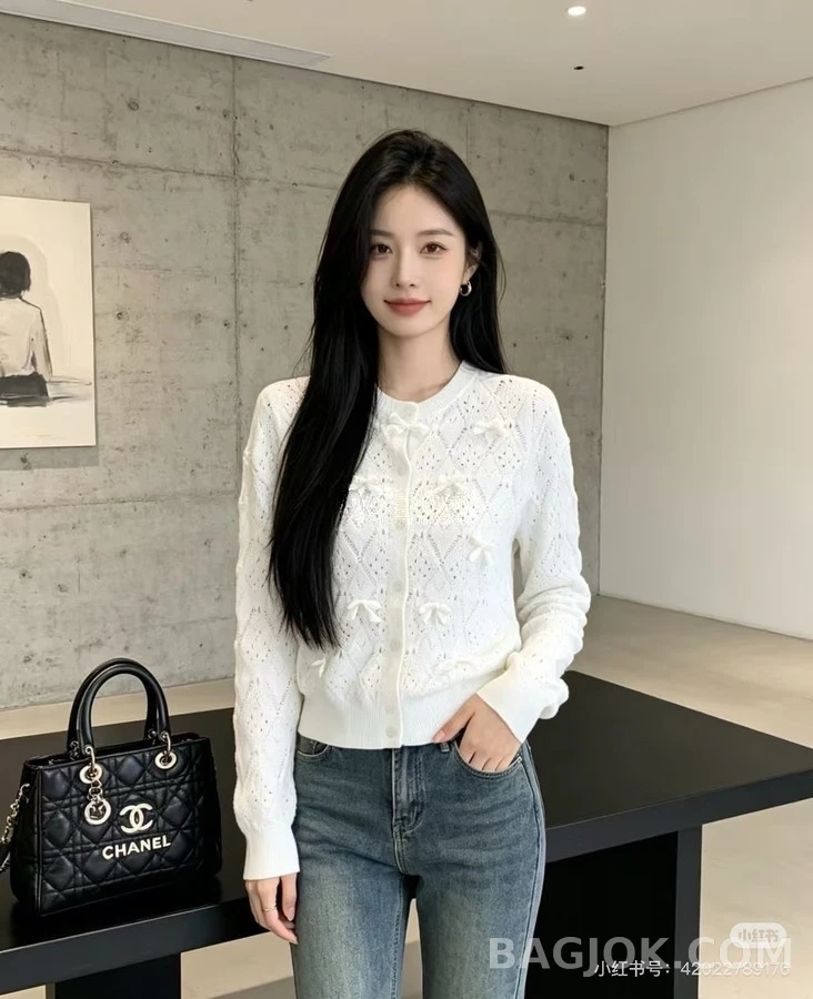 디올 디올 보우 장식 다이아몬드 패턴 가디건 상세 이미지