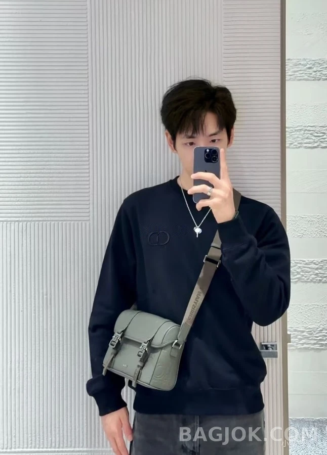 디올 디올 아이콘 자수 맨투맨 상세 이미지