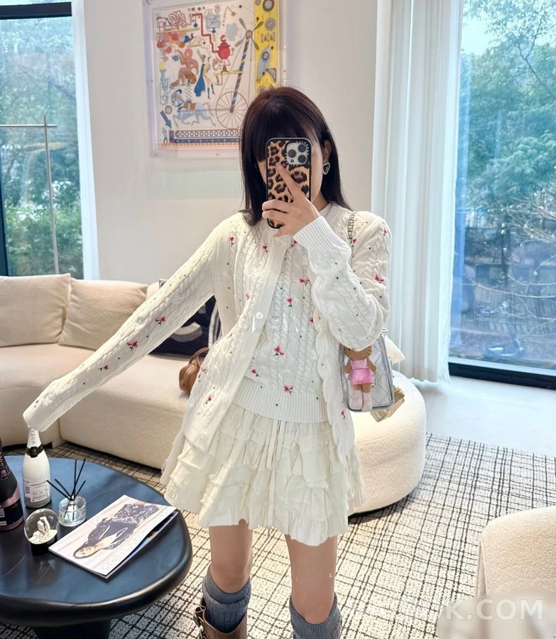 디올 디올 플라워 자수 가디건 상세 이미지