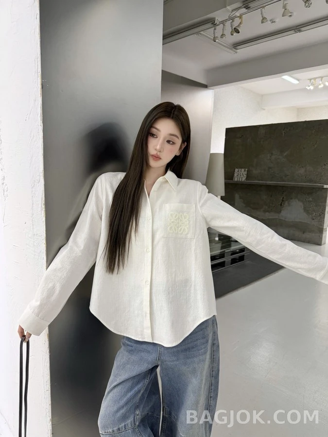 로에베 로에베 아나그램 자수 셔츠 상세 이미지