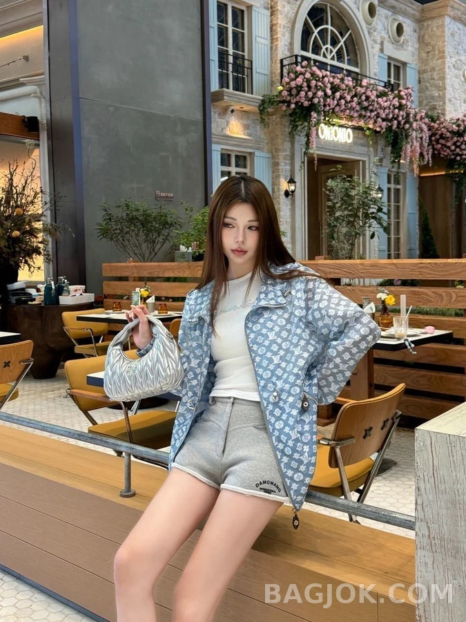 루이비통 루이비통 모노그램 후드 집업 상세 이미지