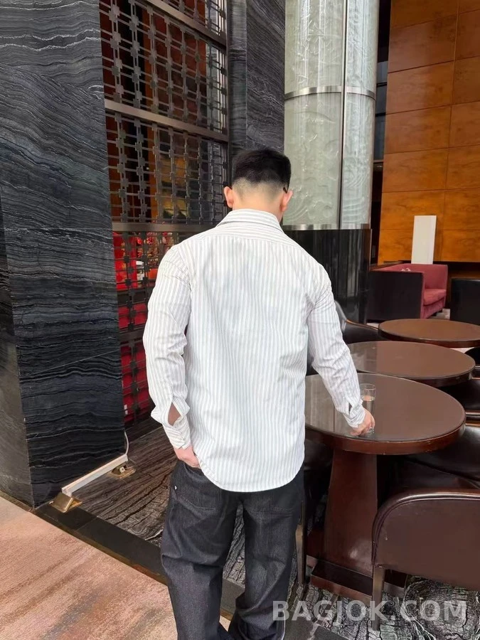 셀린느 셀린느 스트라이프 자수 셔츠 상세 이미지