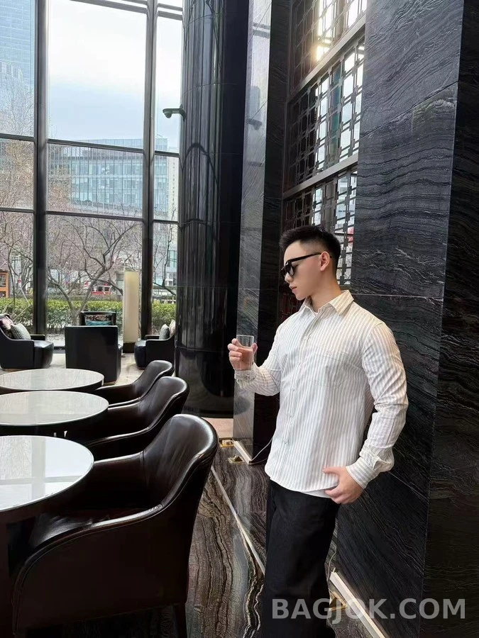 셀린느 셀린느 스트라이프 자수 셔츠 상세 이미지