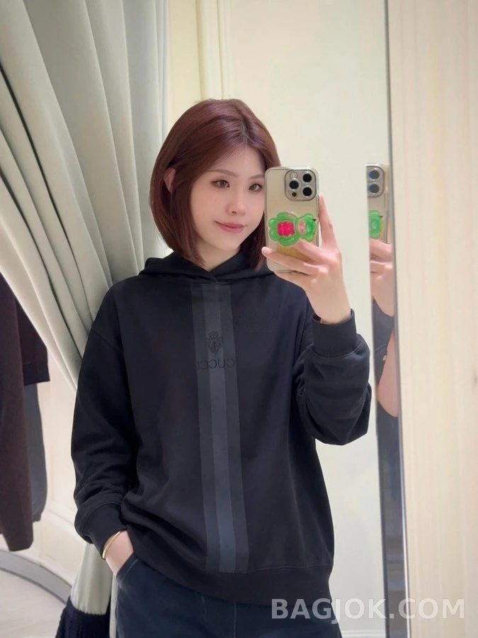 구찌 구찌 로고 스트라이프 후드티 상세 이미지