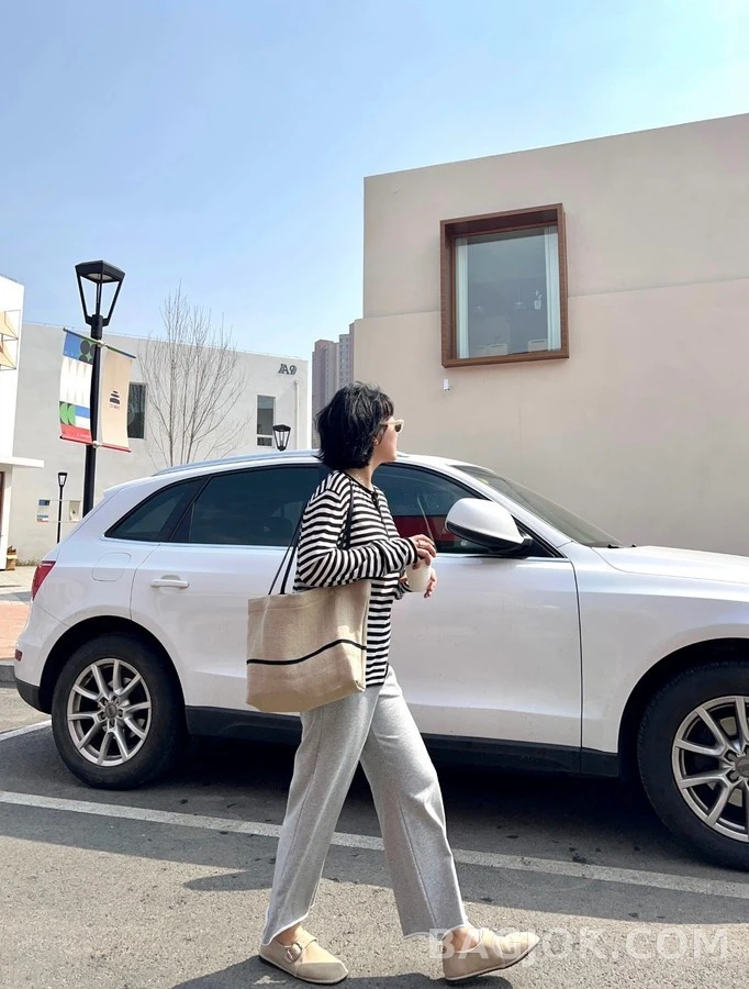 더로우 더로우 스웨이드 버클 로퍼 상세 이미지