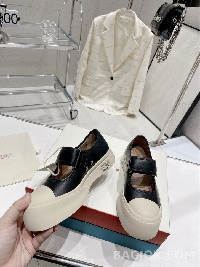  마르니 나파 가죽 메리제인 스니커즈 상세 이미지