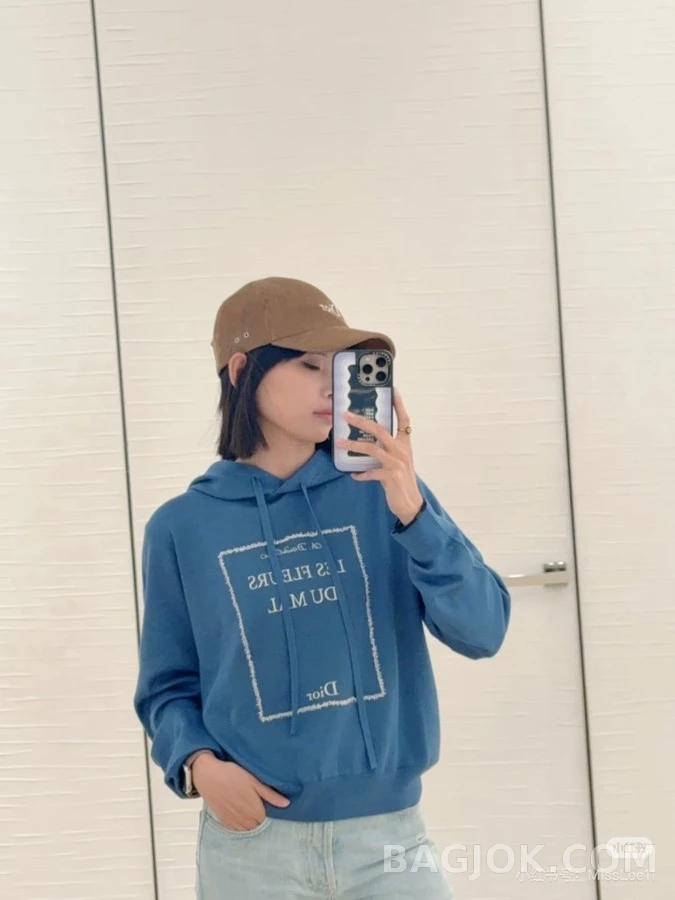 디올 디올 가시철망 레터링 후드티 상세 이미지