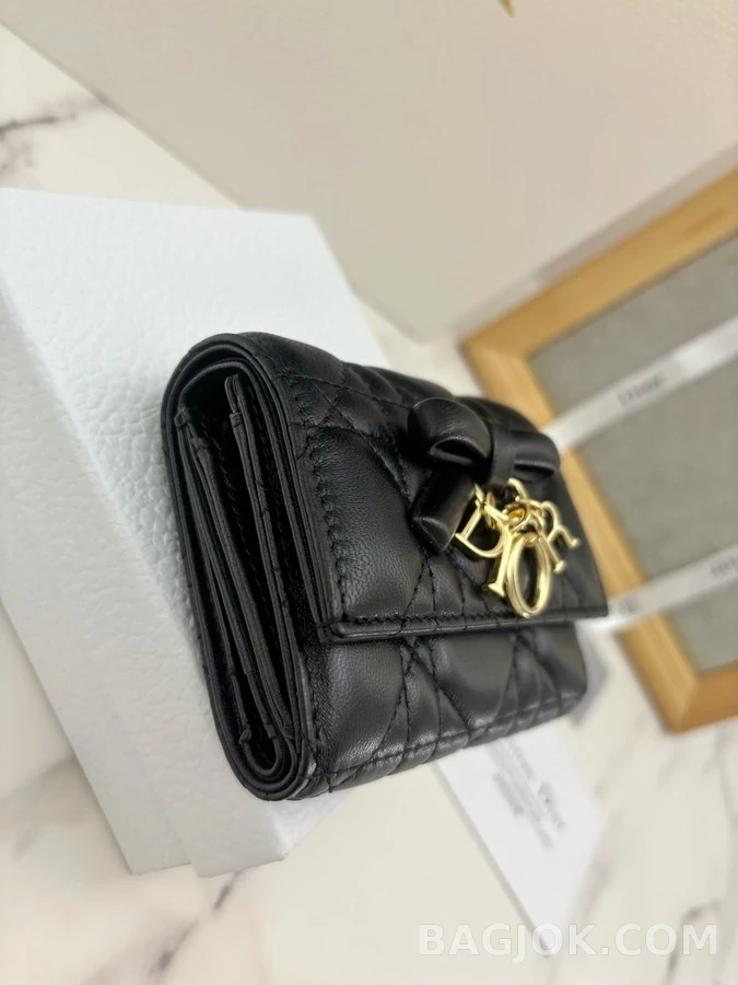 디올 디올 레이디 글리신 지갑 상세 이미지