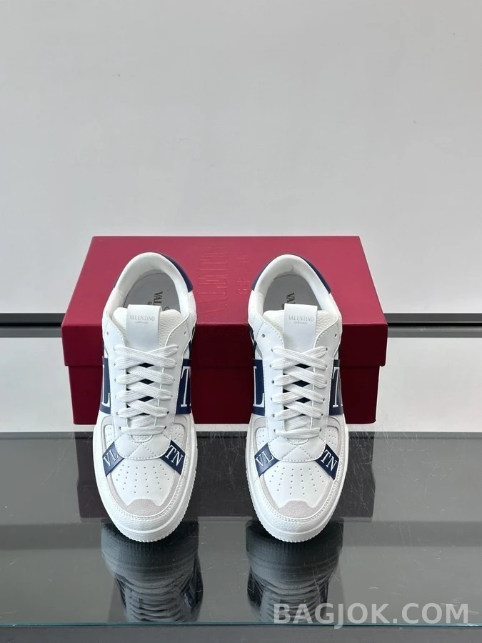 발렌티노 발렌티노 VLTN 레터링 스니커즈 상세 이미지