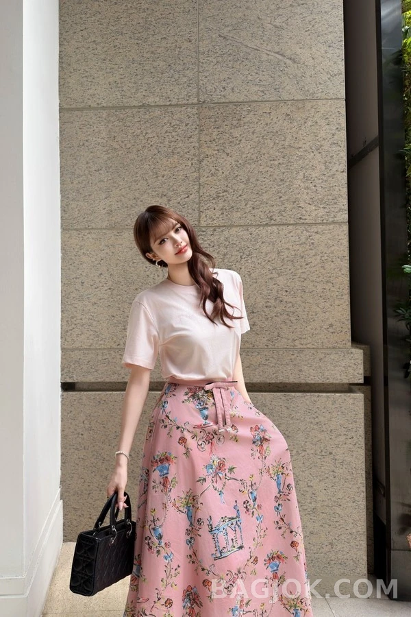 디올 디올 꽃병 프린트 스커트 상세 이미지