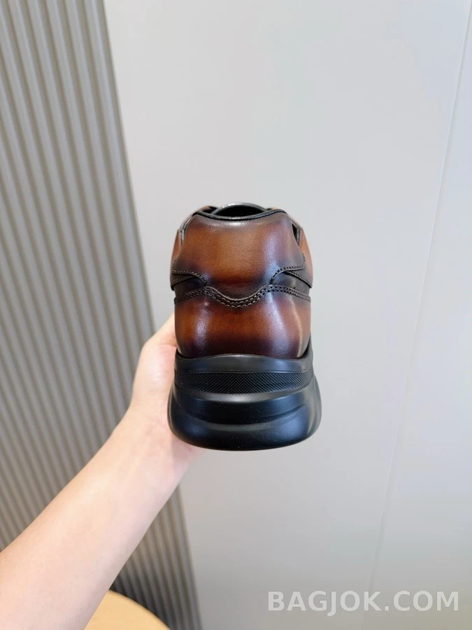 벨루티 벨루티 스크리토 레더 스니커즈 상세 이미지