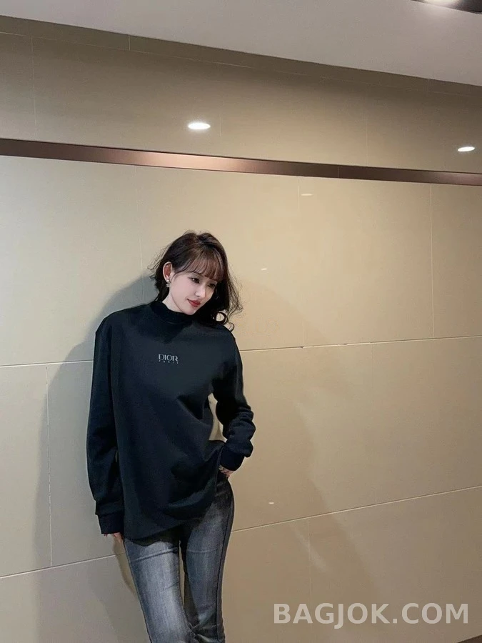 디올 디올 로고 맨투맨 상세 이미지