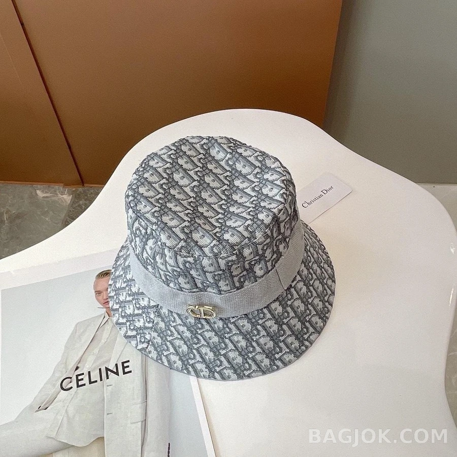 디올 디올 오블리크 스몰 브림 버킷햇 상세 이미지
