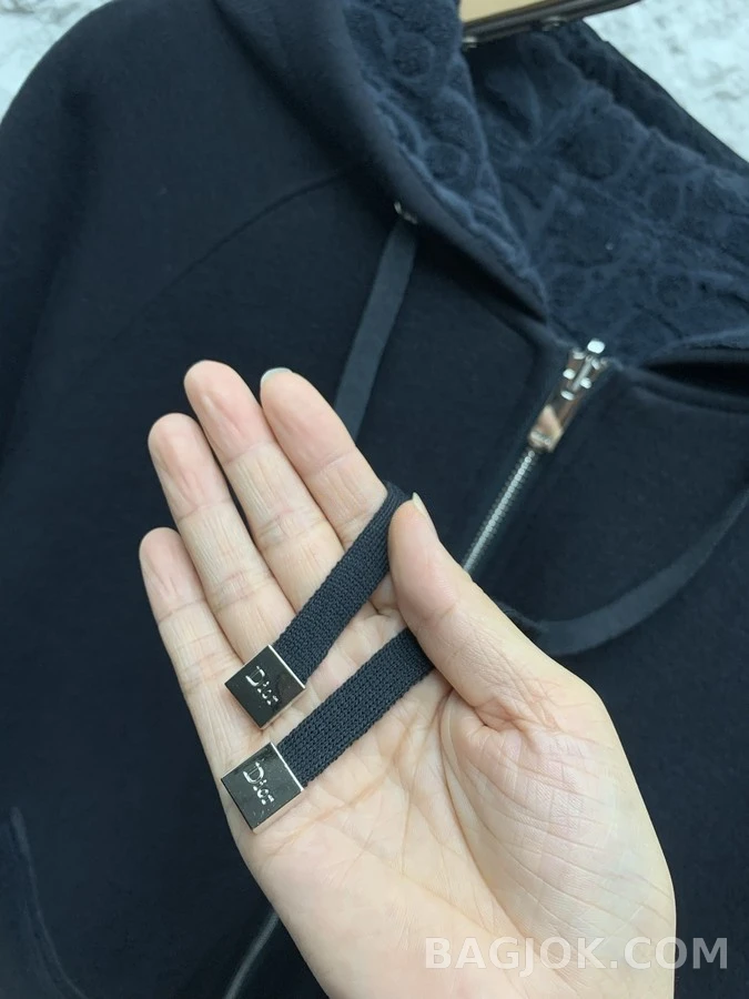 디올 디올 리버시블 로고 후드 집업 상세 이미지