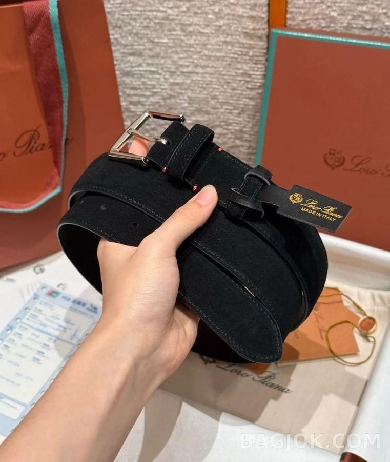 로로피아나 로로피아나 스웨이드 버클 벨트 상세 이미지