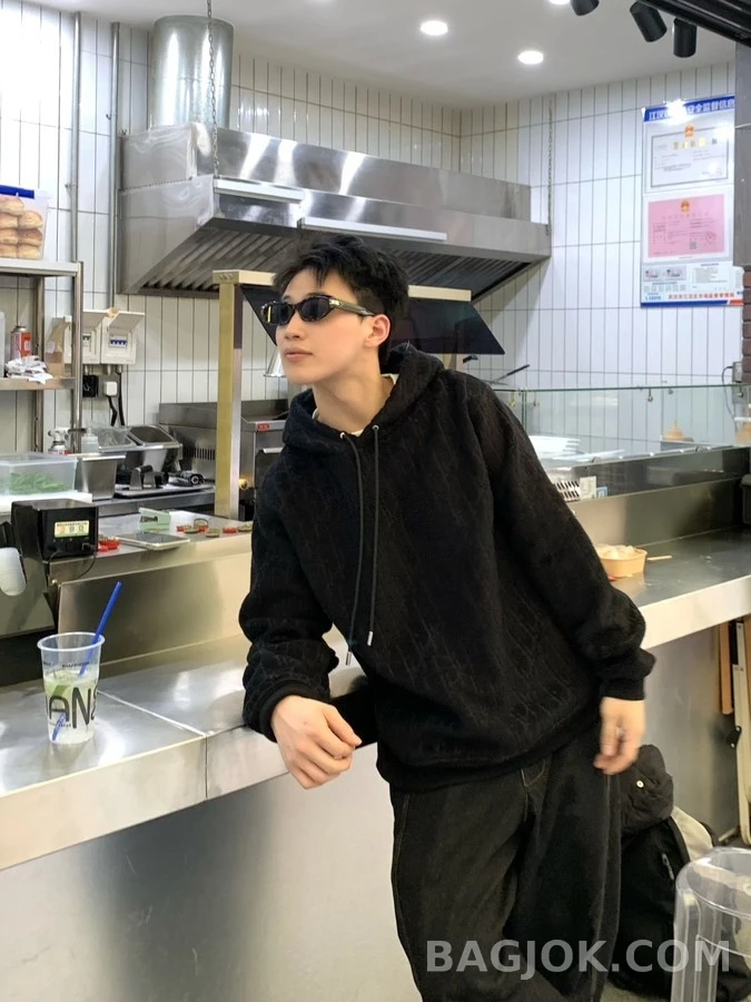 디올 디올 오블리크 자카드 맨투맨 상세 이미지