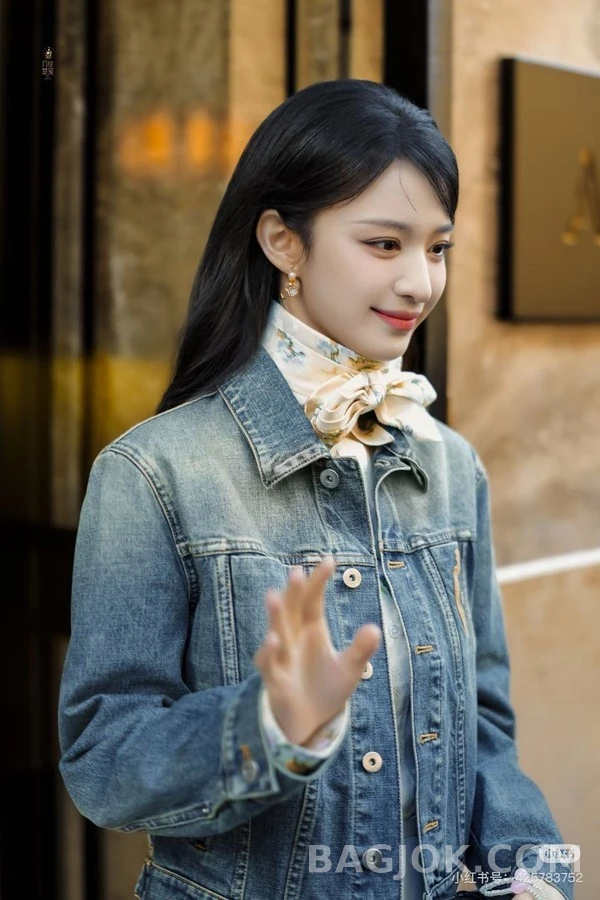 디올 디올 워싱 데님 스트레이트 팬츠 상세 이미지