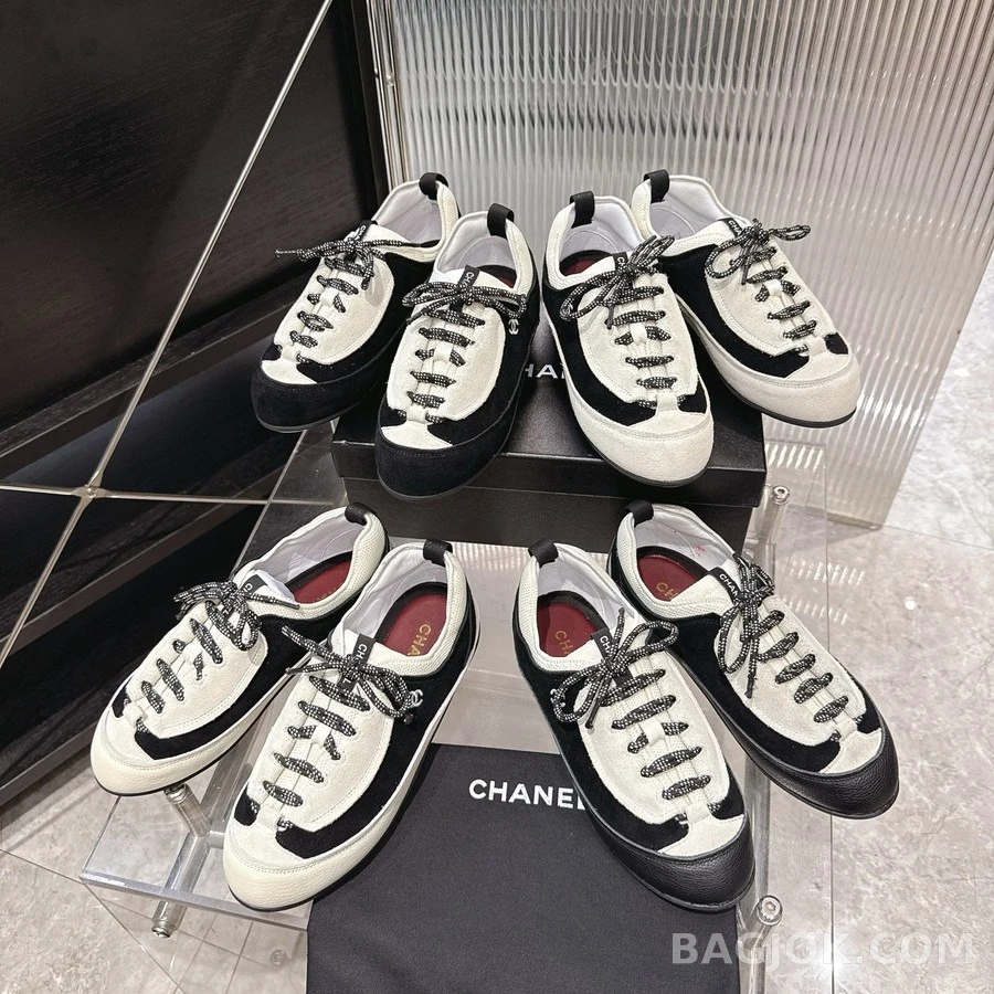 샤넬 샤넬 배색 로고 스니커즈 상세 이미지