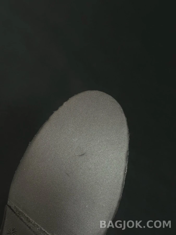 샤넬 샤넬 블랙앤화이트 스웨이드 스니커즈 상세 이미지