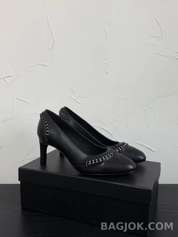샤넬 샤넬 체인 펌프스 상세 이미지