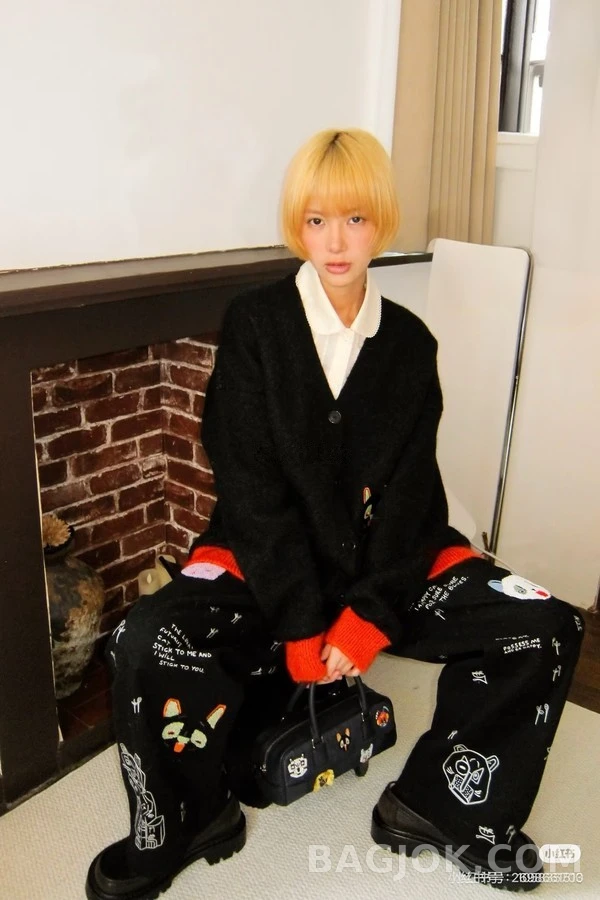로에베 로에베 루이 웨인 고양이 자수 팬츠 상세 이미지