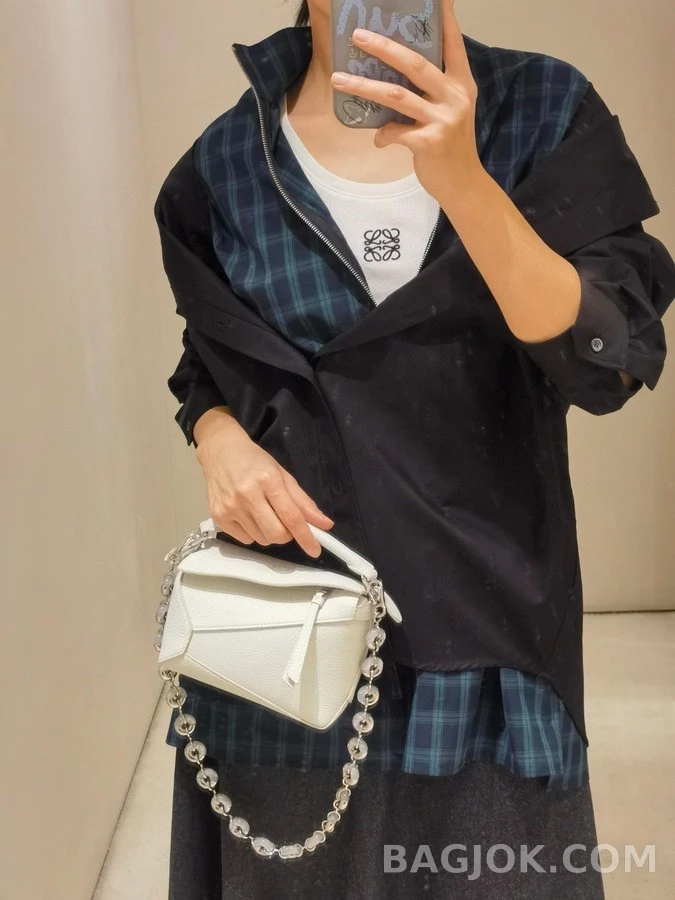 로에베 로에베 아나그램 자수 패치워크 지퍼 셔츠 재킷 상세 이미지