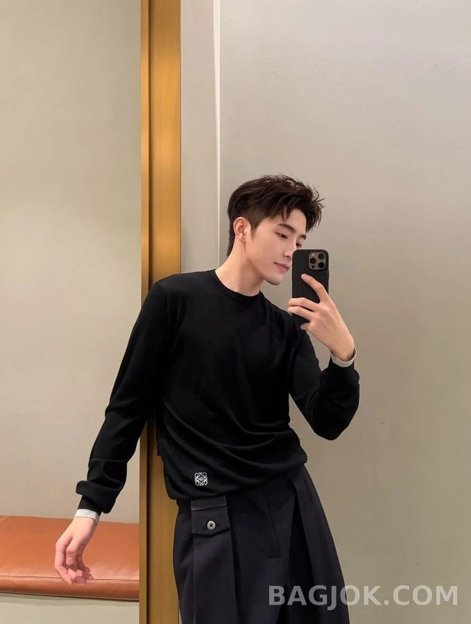 로에베 로에베 자수 배색 커프스 니트 상세 이미지