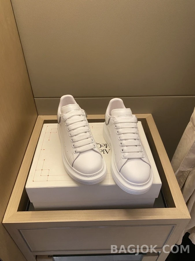 알렉산더 맥퀸 알렉산더 맥퀸 오버솔 스니커즈 상세 이미지