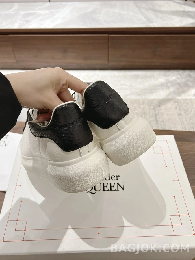 알렉산더 맥퀸 알렉산더 맥퀸 오버솔 스니커즈 상세 이미지