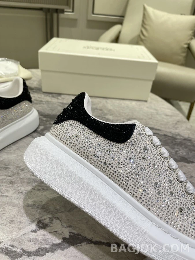 알렉산더 맥퀸 알렉산더 맥퀸 크리스탈 오버솔 스니커즈 상세 이미지