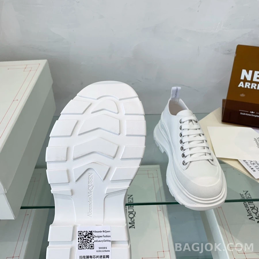 알렉산더 맥퀸 알렉산더 맥퀸 트레드 슬릭 레이스업 상세 이미지