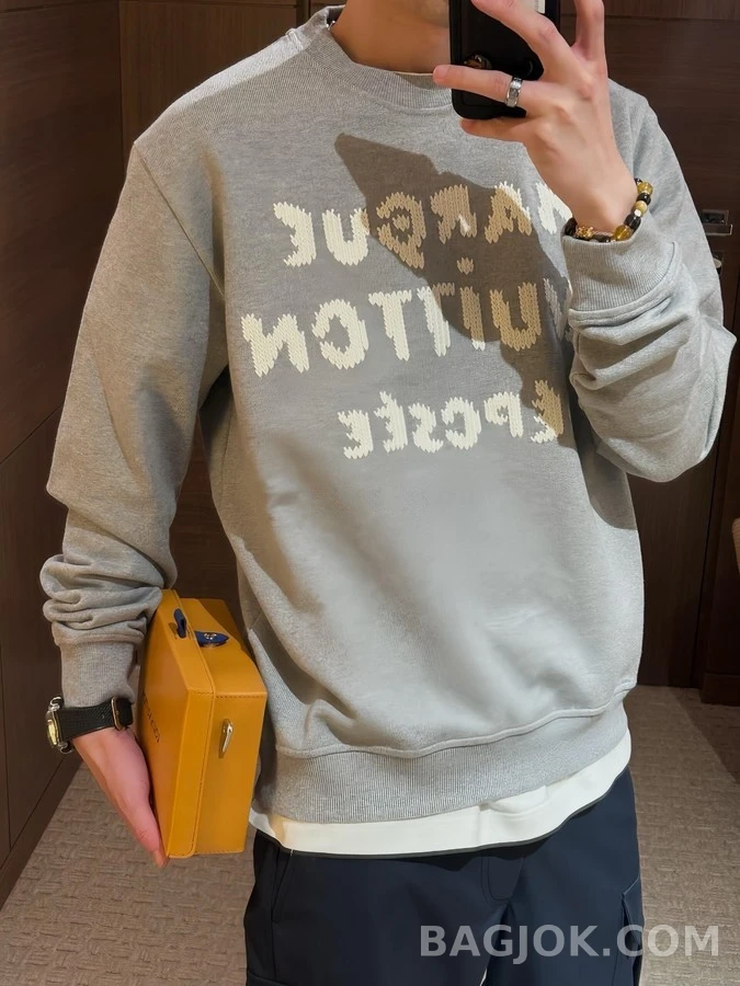 루이비통 루이비통 그레이 자수 로고 맨투맨 상세 이미지