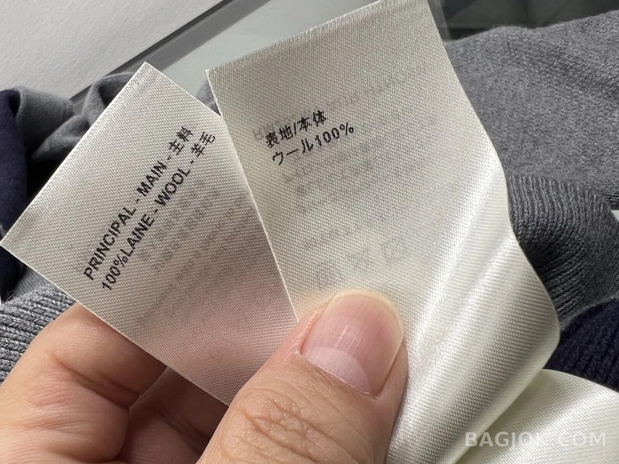 루이비통 루이비통 레터 가죽 로고 니트 후드 상세 이미지