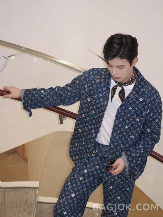 루이비통 루이비통 모노그램 데이지 자수 데님 자켓 상세 이미지