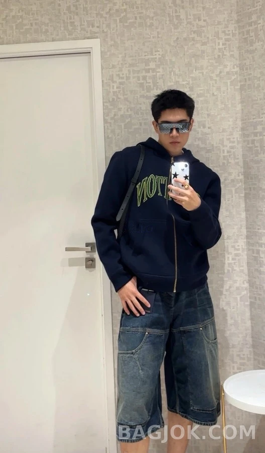 루이비통 루이비통 모노그램 자카드 후드 집업 상세 이미지