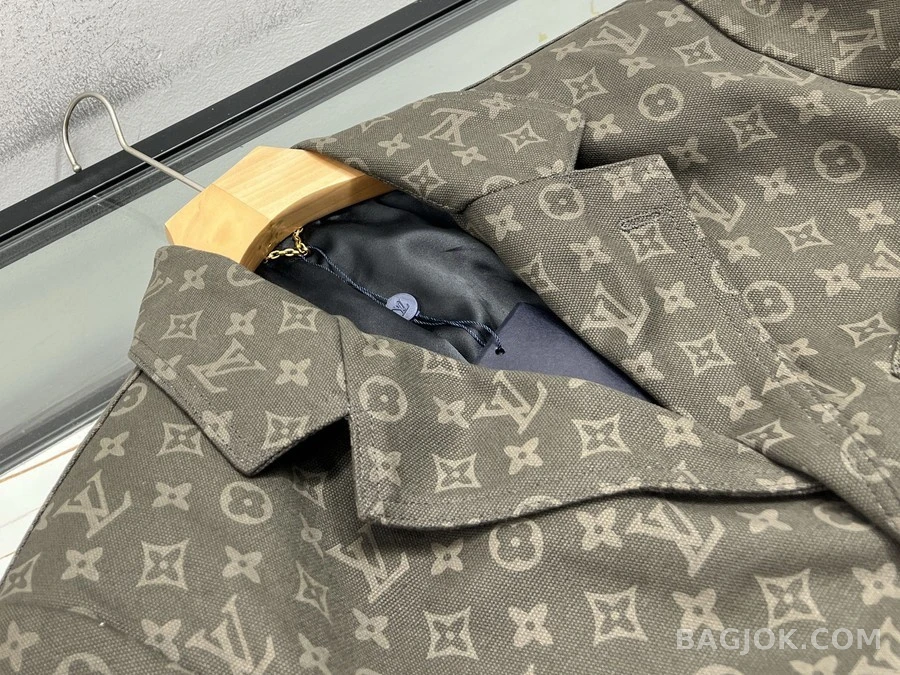 루이비통 루이비통 모노그램 카모플라쥬 패턴 셔츠 상세 이미지