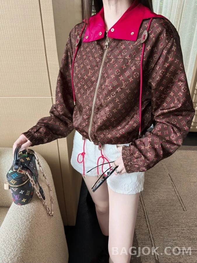 루이비통 루이비통 모노그램 후드 집업 상세 이미지
