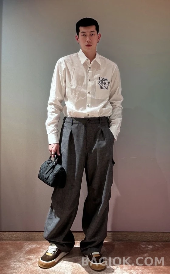 루이비통 루이비통 시그니처 자수 레터링 긴팔 셔츠 상세 이미지