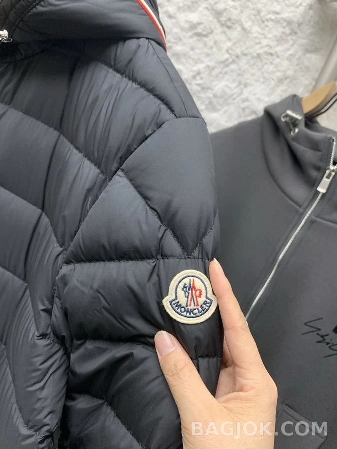 몽클레어 몽클레어 Vermeille 후드 패딩 상세 이미지