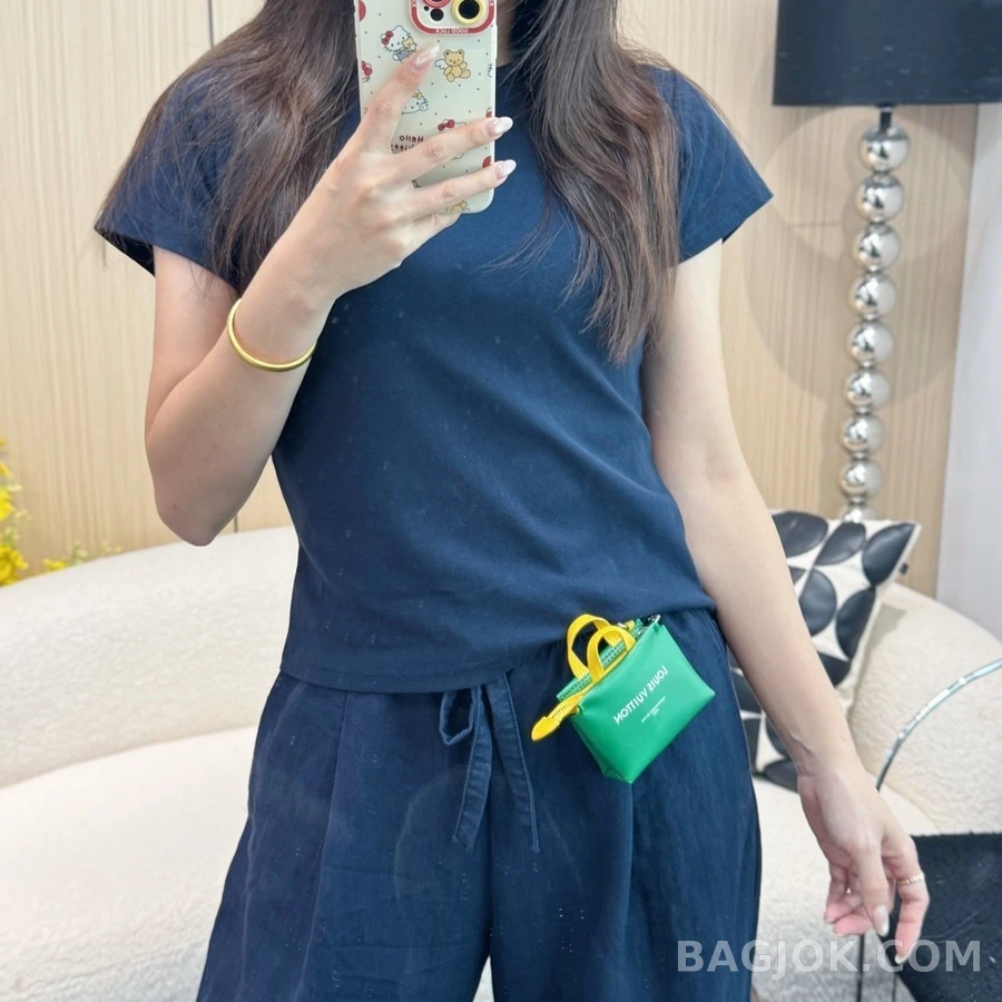 루이비통 루이비통 미니 쇼퍼 키링 상세 이미지