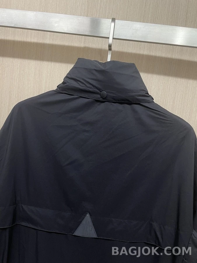 몽클레어 몽클레어 레터링 후드 집업 상세 이미지